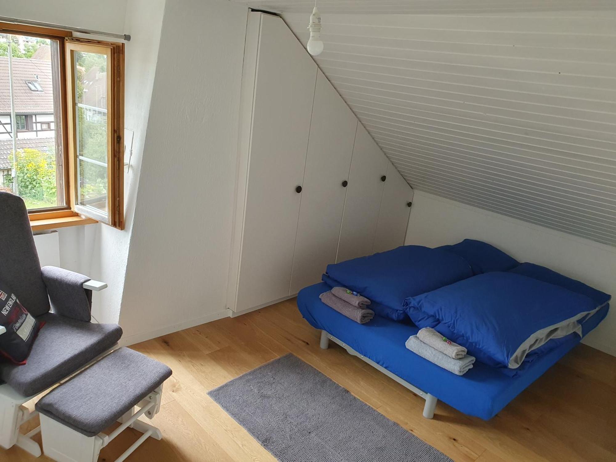 3 Bedroom Swiss House On 3 Floors Oberglatt Bilik gambar